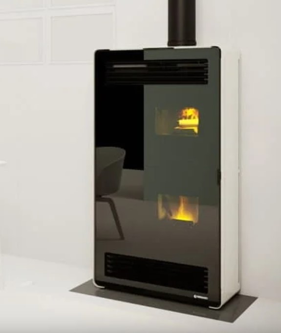 Poêle mixte (poly combustibles) Bory de Ungaro - Ungaro a fait le choix de conserver 2 foyers différents