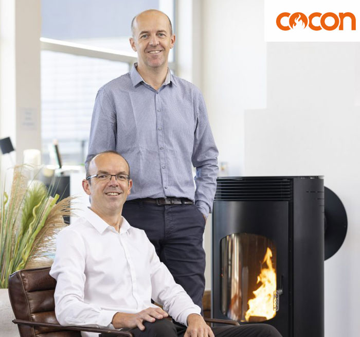Olivier (assis) & Laurent Croix de Cocon Poele Olivier (assis) & Laurent Croix de Cocon Poele